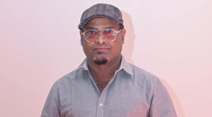 রবীন্দ্রনাথকে শ্রদ্ধা জানিয়ে শফিক তুহিনের গান